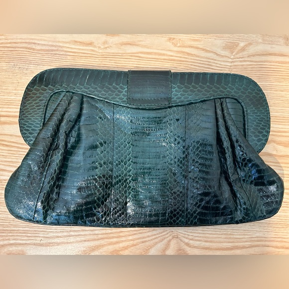 Angel Jackson Chandra genuine snakeskin clutch in dark green - Picture 2 of 6